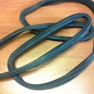 Heckscheibendichtung Heckscheibe Dichtung Gummi Wolga Gaz 24, 2410