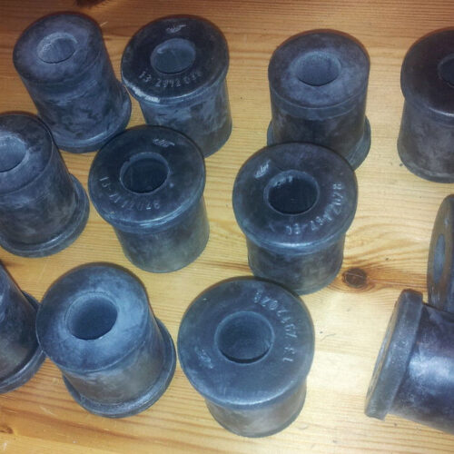 Blattfeder Buchsen12 Stück Wolga Gaz 13, -24 Gaz M21 Gaz 69