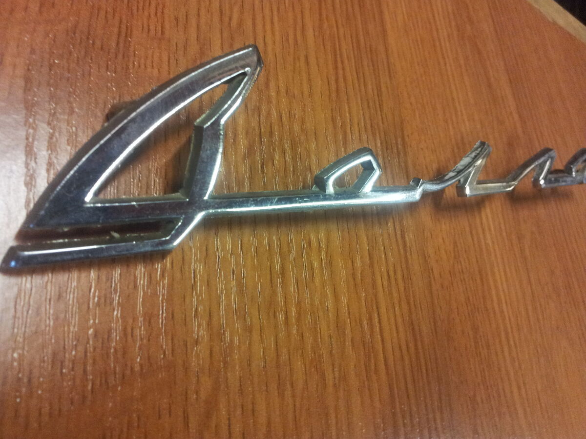 Emblem Schriftzug Heckklappe Kofferraumklappe "Wolga" Chrom Wolga Gaz 24 – Bild 3