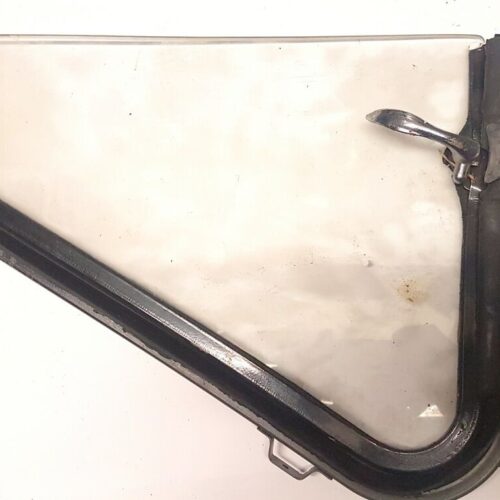 Dreieckfenster Eckfenster RECHTS komplett mit Scheibe UAZ 469 3151 452