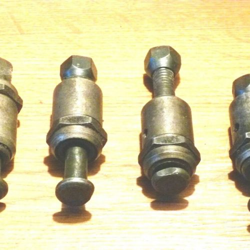 Achsschenkel Gewindebolzen Vorderachse Satz 4 Stück Wolga Gaz 24, 24-10