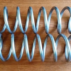 Federn Satz hintere Achse 2 Stück Lada Niva 2121/ 2121- 2912712