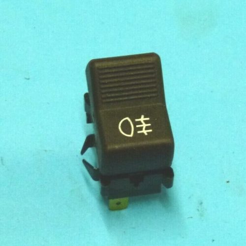 Schlussleuchte Nebelrückleuchten Schalter Wolga Gaz 2410, 3102