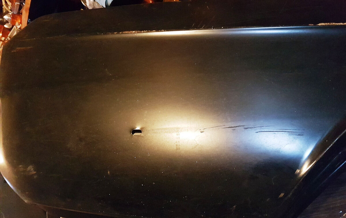 Kotflügel hinten rechts Wolga Gaz 24 Original neu – Bild 2