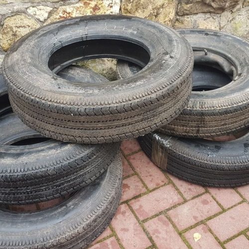 Reifen 5 Stück Wolga Gaz 24 neu UdSSR