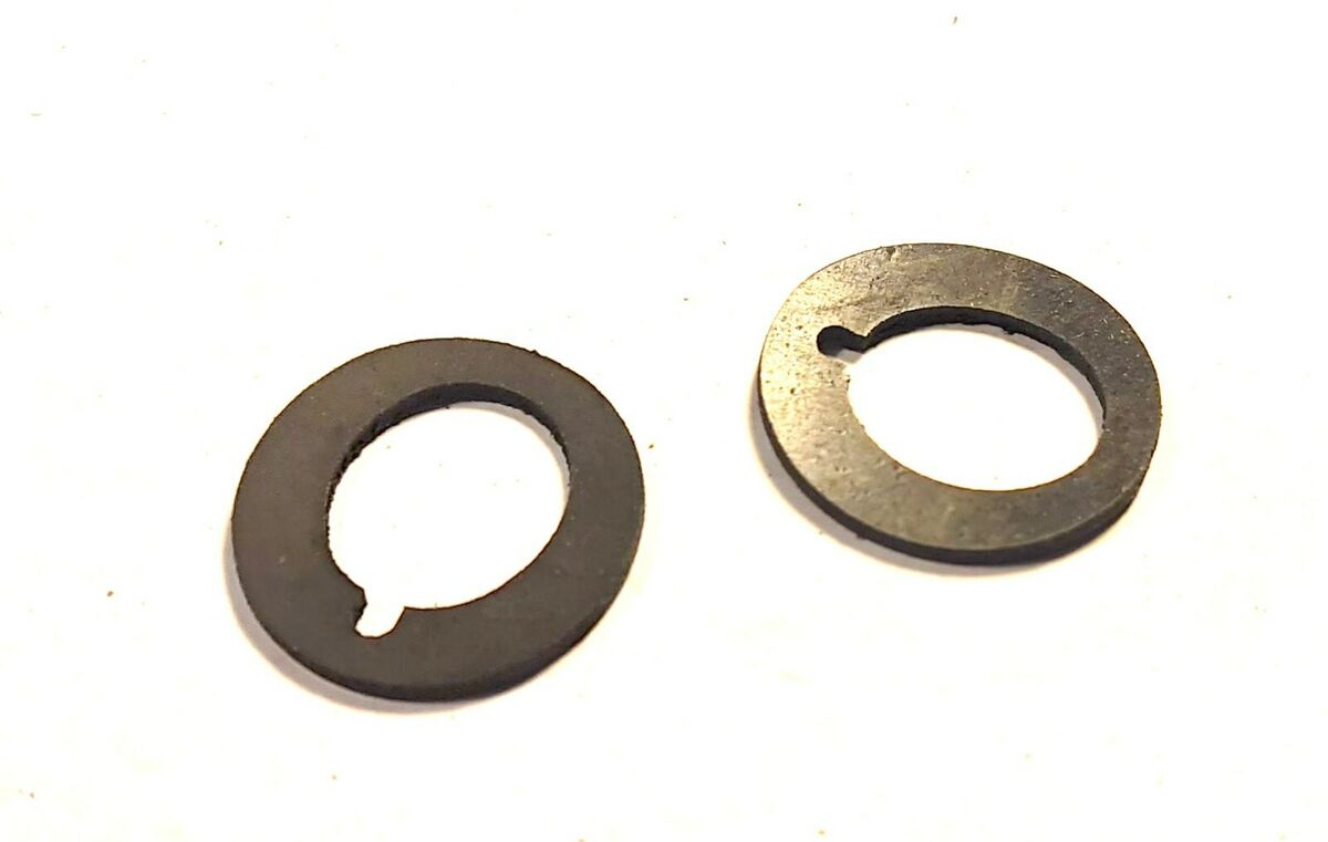 Scheibenwischer Wellen Gummi Unterlagen 2 Stück Wolga Gaz M21/ Baureihe 2