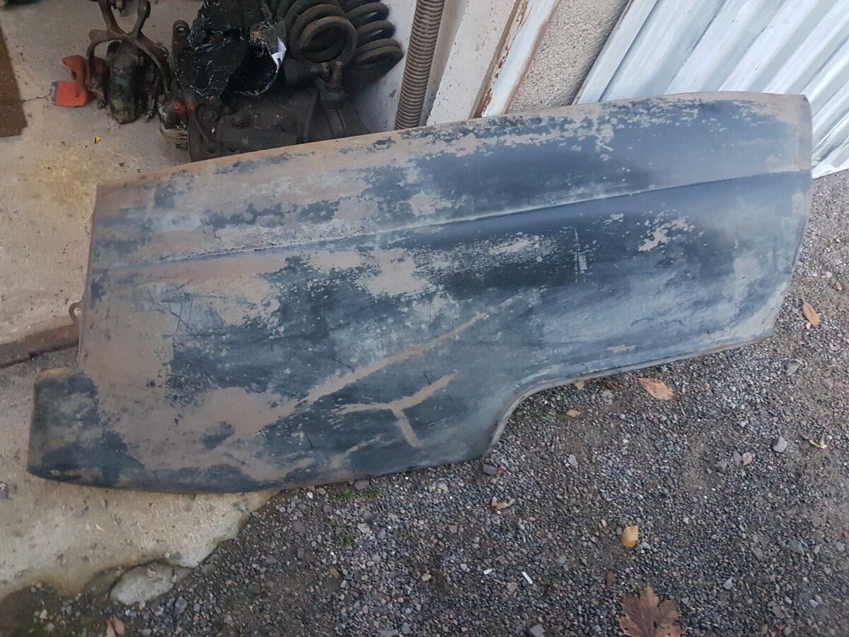 Kotflügel hinten rechts Wolga Gaz M21 rostig!!!
