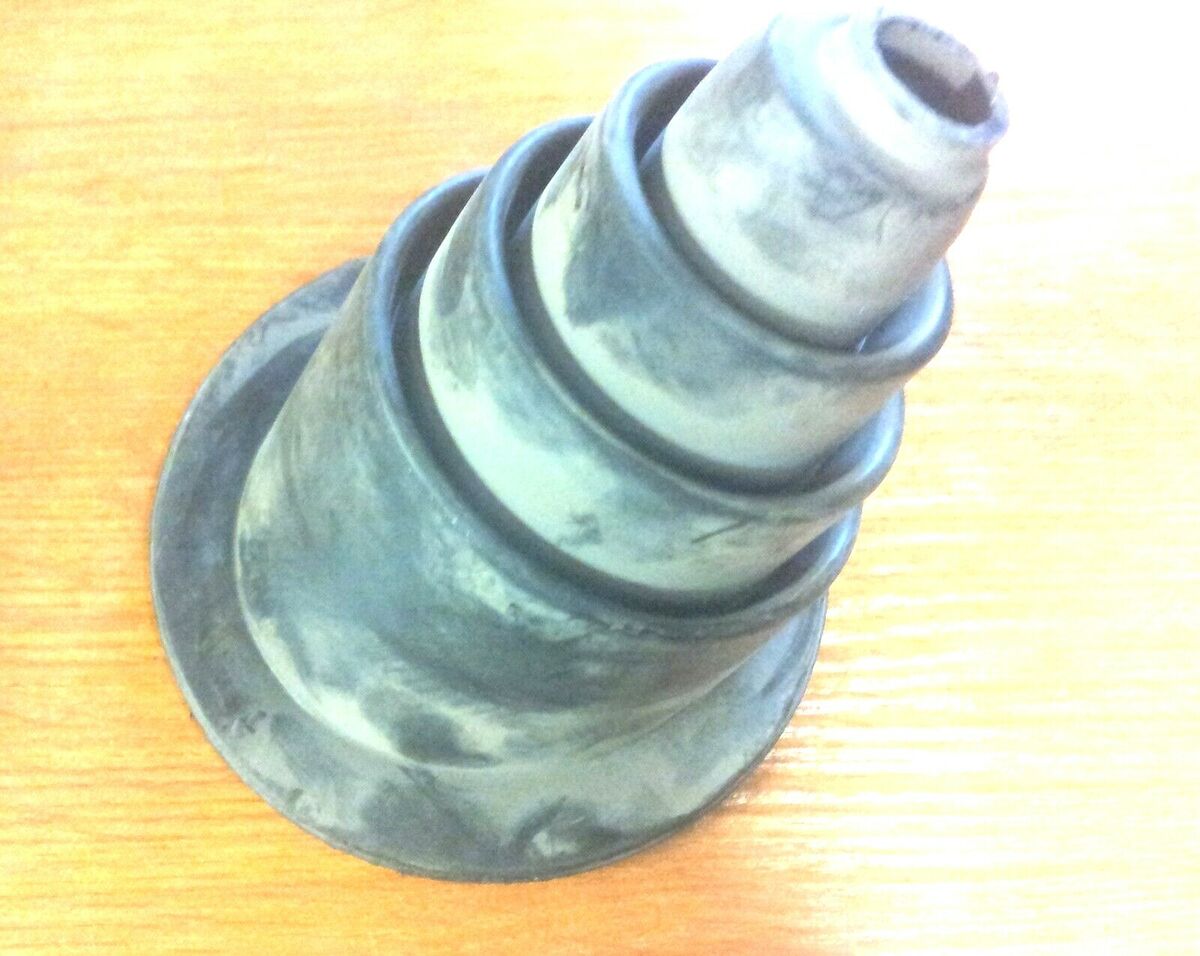 Staubmanschette Gummimanschette Wolga GAZ 24, 2410, 3110, 3102 / 5- Gang