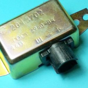 Spannungsregler Lichtmaschine  Gaz 24 UAZ ZIL 201.3702