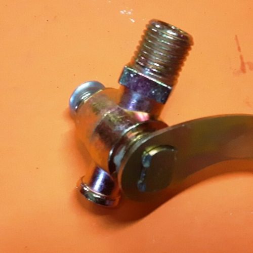 Hahn Wasserhahn Ablasshahn Wolga GAZ UAZ /  51-1305040