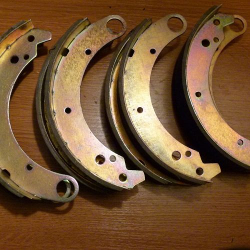 Bremsbacken Satz 8 Stück Wolga Gaz M21, Gaz 24, 2410, UAZ 469, 452 Gaz 69